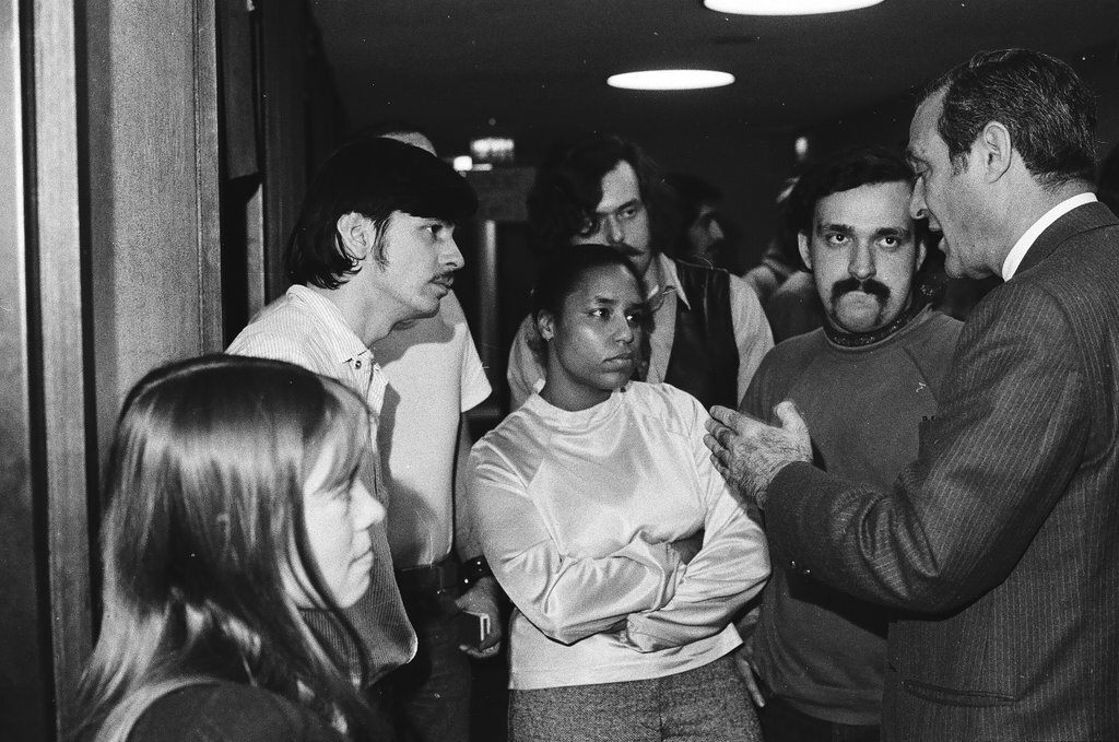 Striking teachers at City College of Chicago building - Chicago Sun-Times
