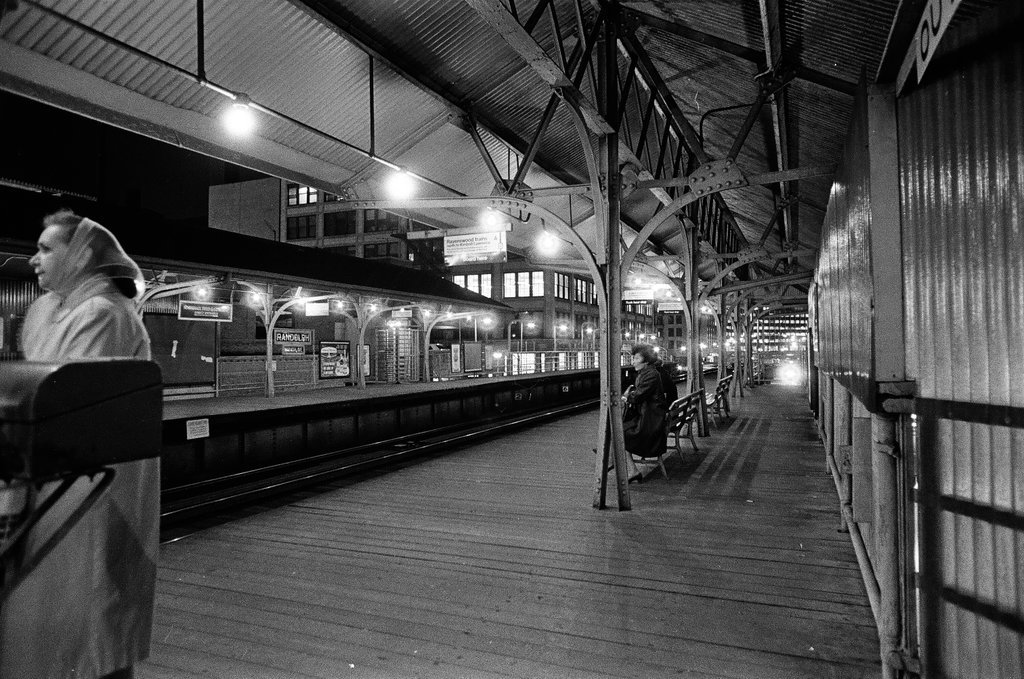 Elevated train station at Wabash and Randolph - Jack Lenahan for Chicago Sun-Times