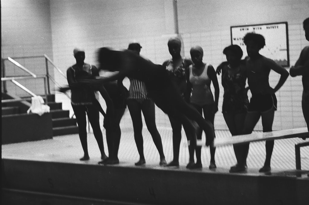 Co-ed sports at Dunbar High School - Chicago Sun-Times