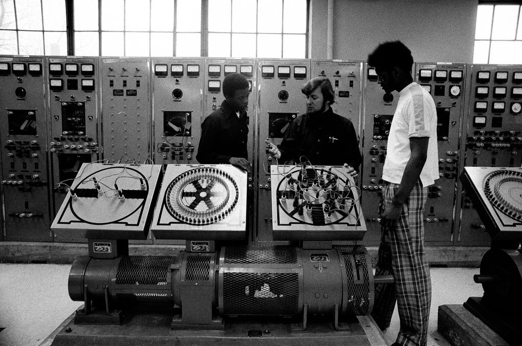 Students at work at Westinghouse Area Vocational High School - Chicago Sun-Times
