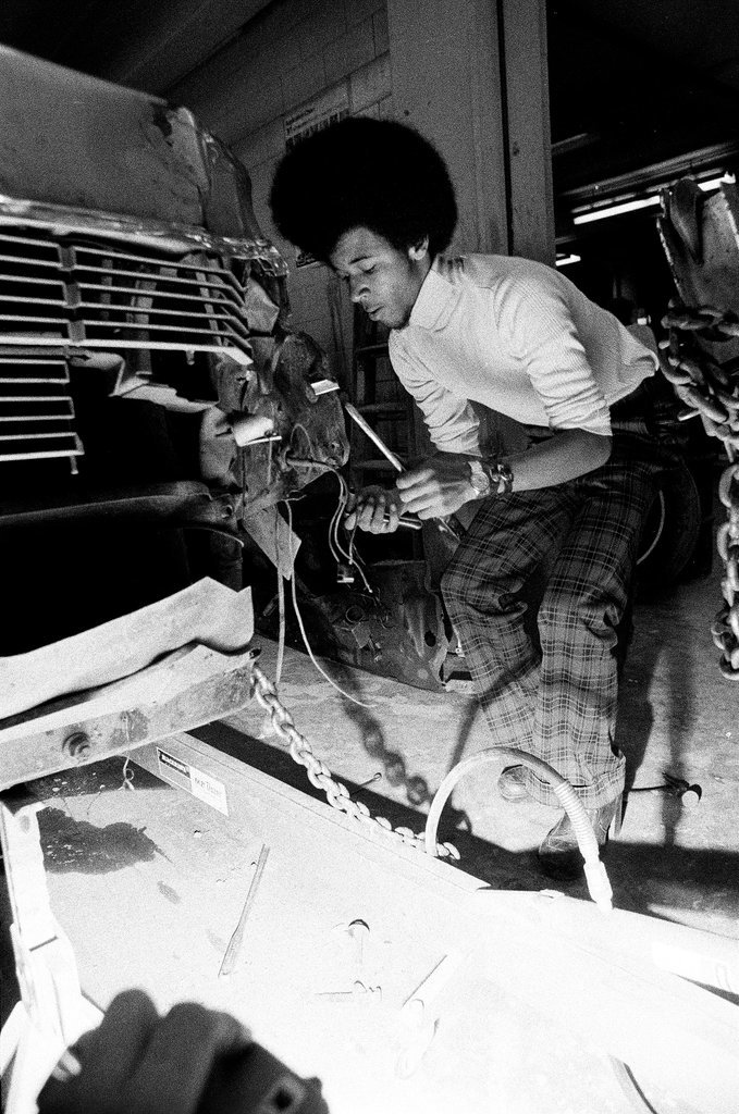 Students at work at Westinghouse Area Vocational High School - Chicago Sun-Times