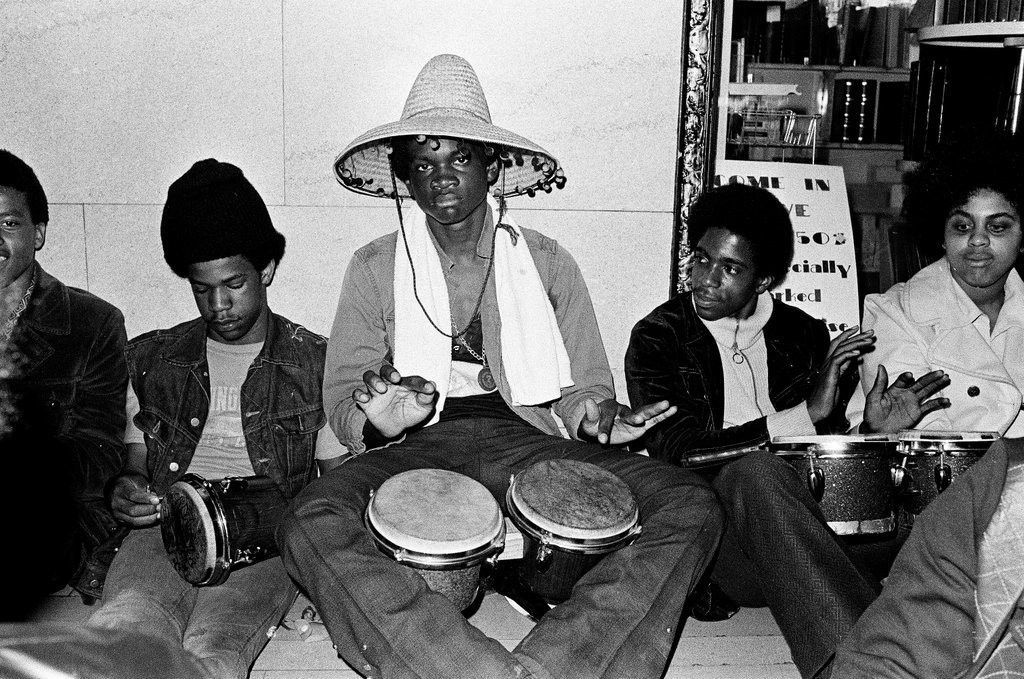 High school students stage sit-in at Board of Education offices - Chicago Sun-Times