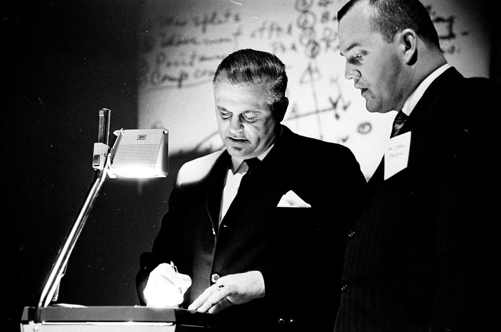 Woody Hayes with an overhead projector - Mike Brown for Chicago Sun-Times