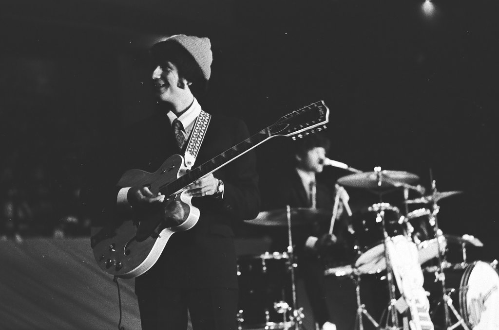 The Monkees at the Chicago Stadium - Gary Settle for Chicago Sun-Times