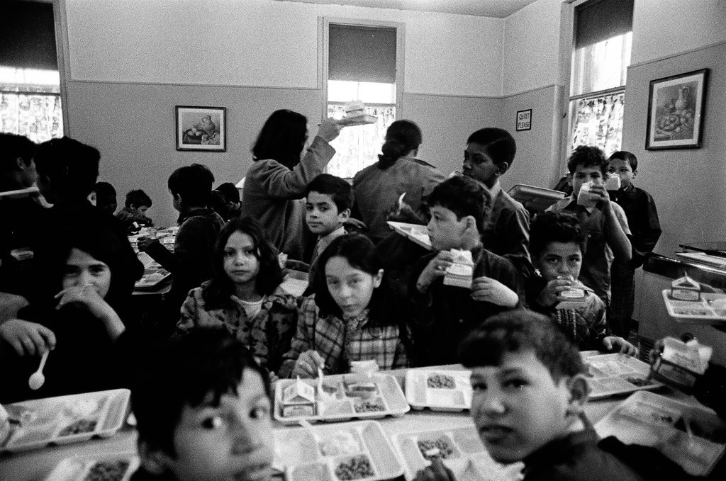 Overcrowded lunchroom at von Humboldt Elementary School - Chicago Sun-Times
