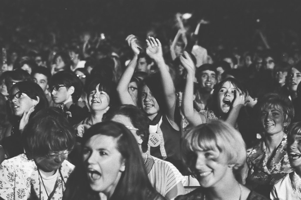 The Monkees at the Chicago Stadium - Gary Settle for Chicago Sun-Times