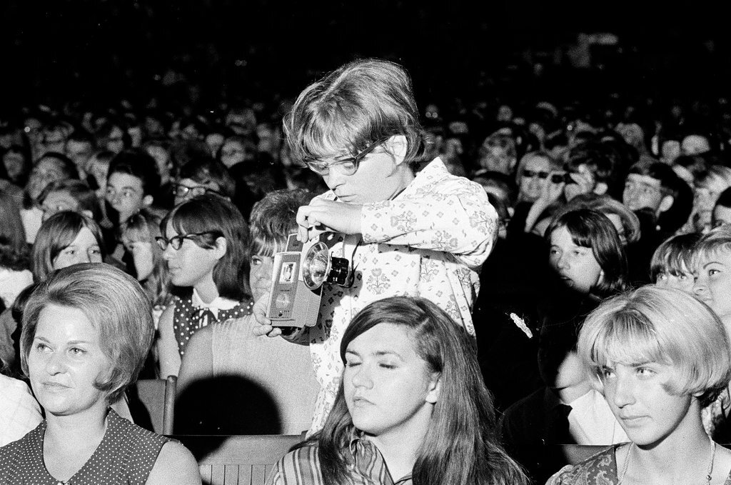 The Monkees at the Chicago Stadium - Gary Settle for Chicago Sun-Times