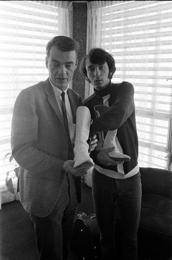 The Monkees at the Chicago Stadium - Gary Settle for Chicago Sun-Times