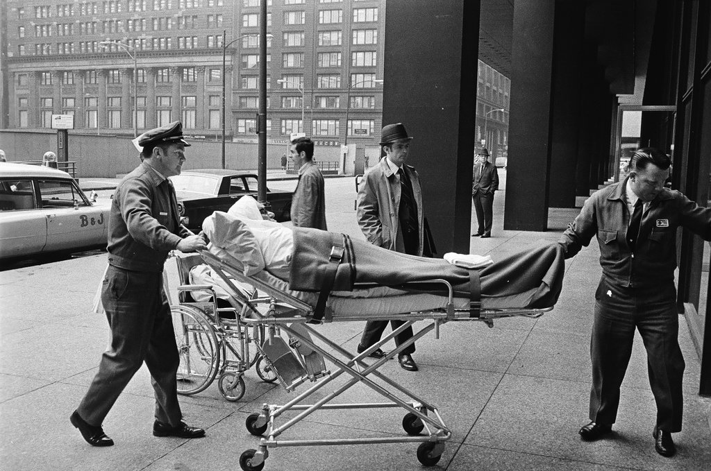 Paul Ricca arrives at Federal Building - John H. White for Chicago Sun-Times