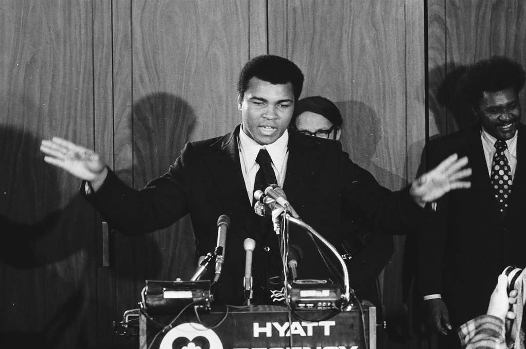 Muhammad Ali speaking about Wepner fight at press conference - Randy B. Leffingwell for Chicago Sun-Times