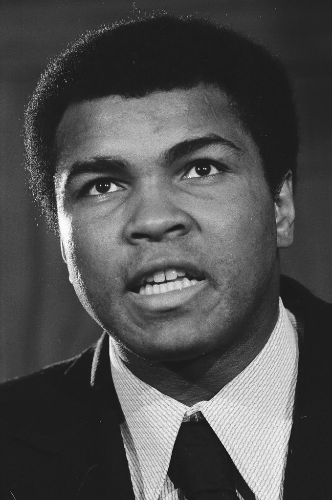 Muhammad Ali speaking about Wepner fight at press conference - Randy B. Leffingwell for Chicago Sun-Times