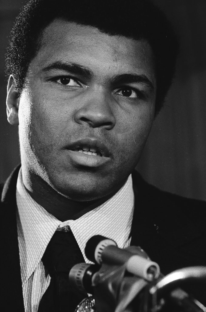 Muhammad Ali speaking about Wepner fight at press conference - Randy B. Leffingwell for Chicago Sun-Times