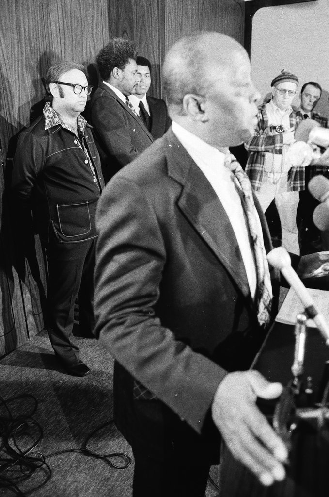 Muhammad Ali speaking about Wepner fight at press conference - Randy B. Leffingwell for Chicago Sun-Times