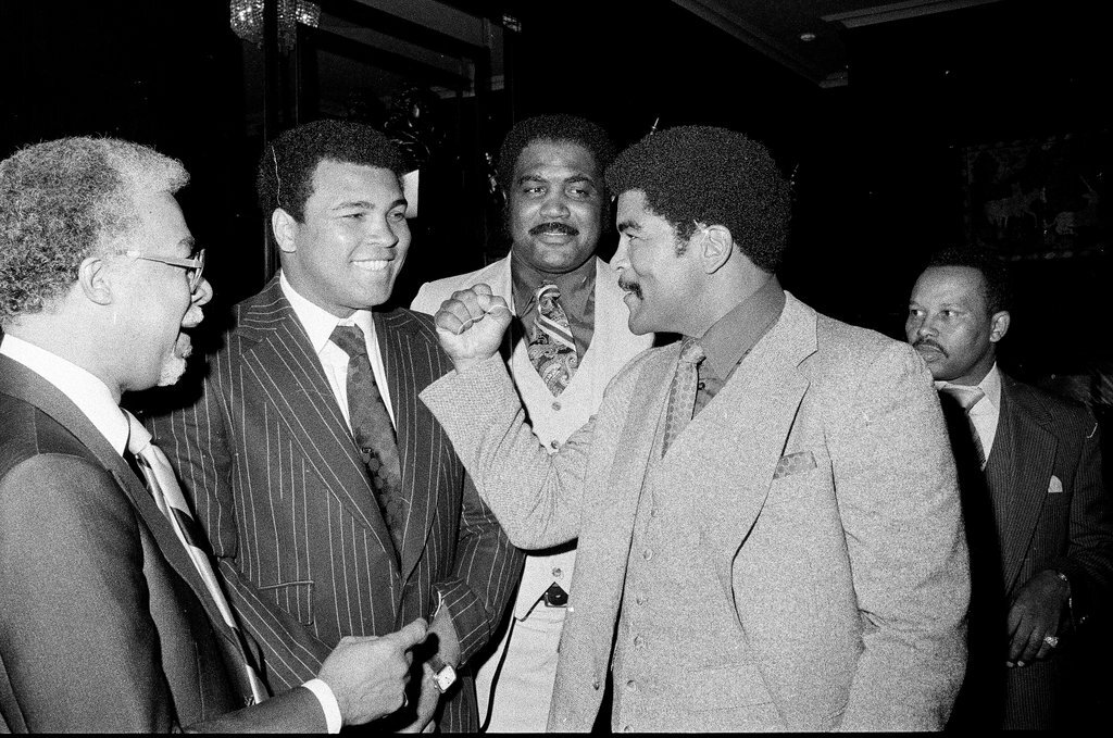Muhammad Ali speaking at a press conference - Jim Mescall for Chicago Sun-Times