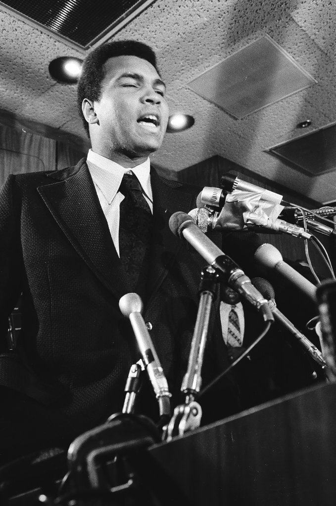 Muhammad Ali speaking about Wepner fight at press conference - Randy B. Leffingwell for Chicago Sun-Times