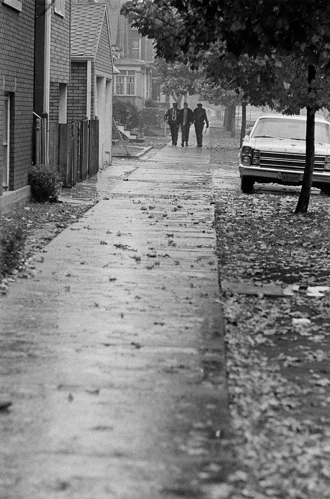 Police and students outside of Gage Park High School - Chicago Sun-Times