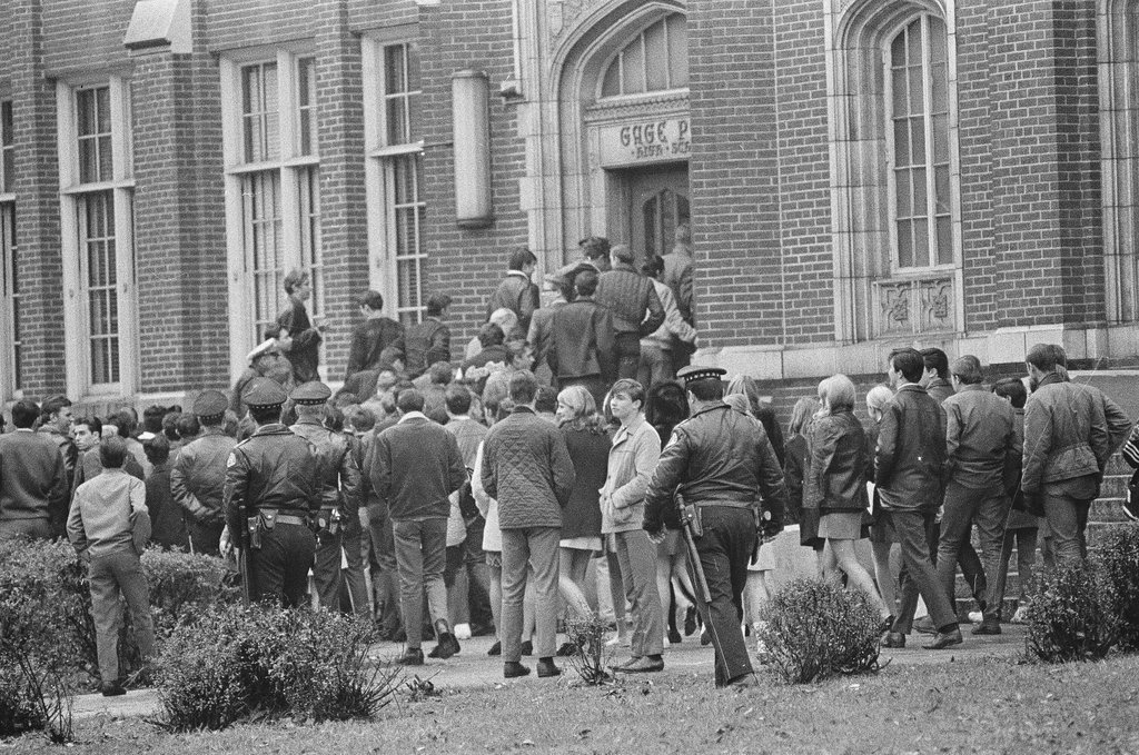 Police and students outside of Gage Park High School - Chicago Sun-Times