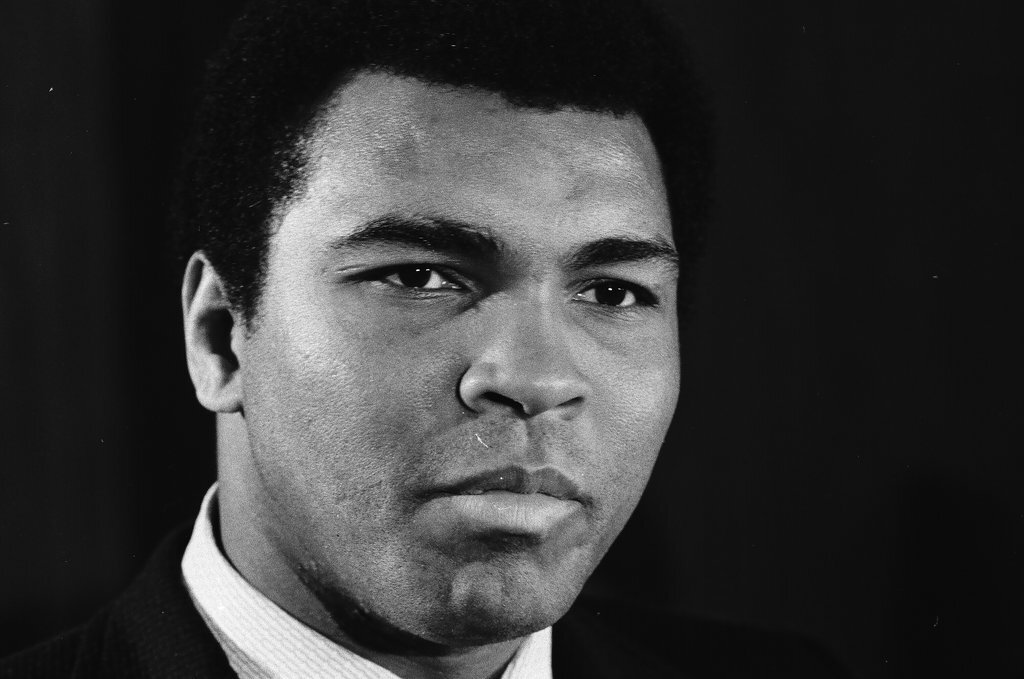 Muhammad Ali speaking about Wepner fight at press conference - Randy B. Leffingwell for Chicago Sun-Times