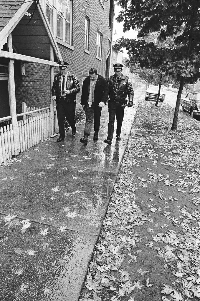 Police and students outside of Gage Park High School - Chicago Sun-Times