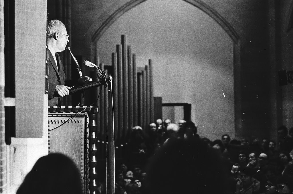 Saul D. Alinsky giving a speech - Larry Nocerino for Chicago Sun-Times