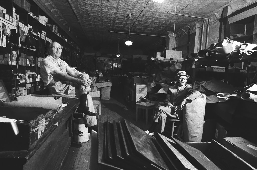 People and businesses on North Milwaukee Avenue - Chicago Sun-Times