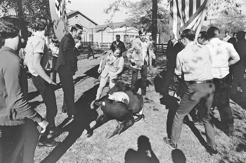 Police break up Nazi rally in Gage Park - Chicago Sun-Times