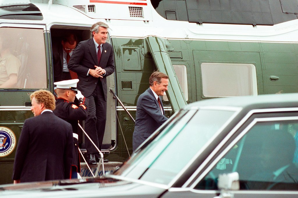 President George H. W. Bush arrives at Meigs Field - Chicago Sun-Times