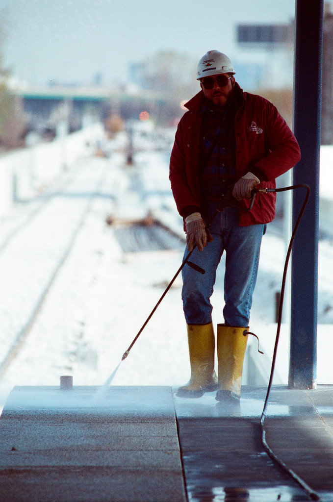 Construction of elevated train tracks to Midway Airport - Chicago Sun-Times