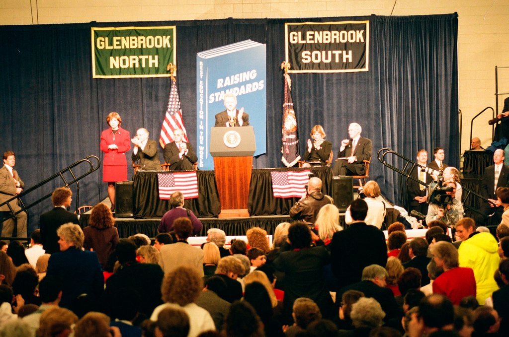 Clinton, Bill - Chicago Sun-Times