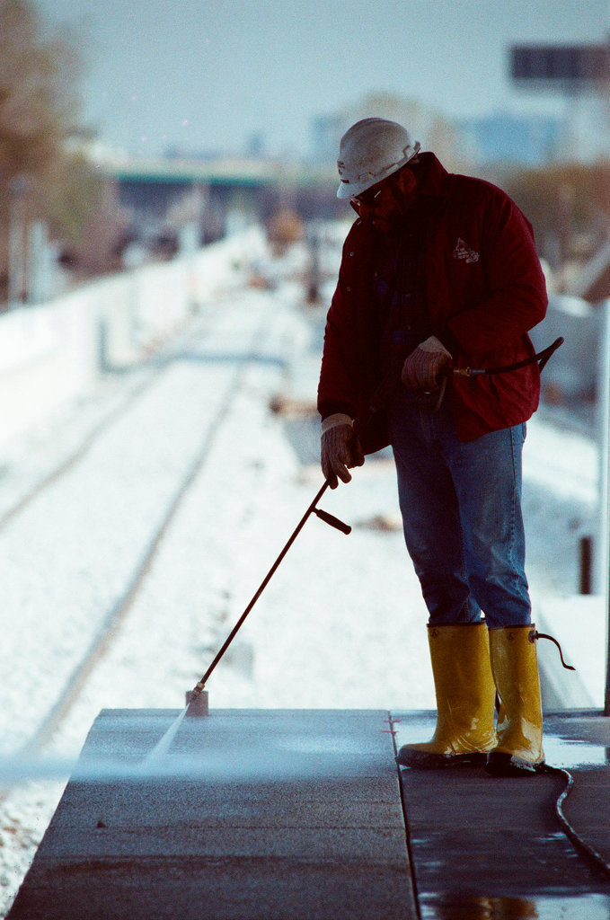 Construction of elevated train tracks to Midway Airport - Chicago Sun-Times