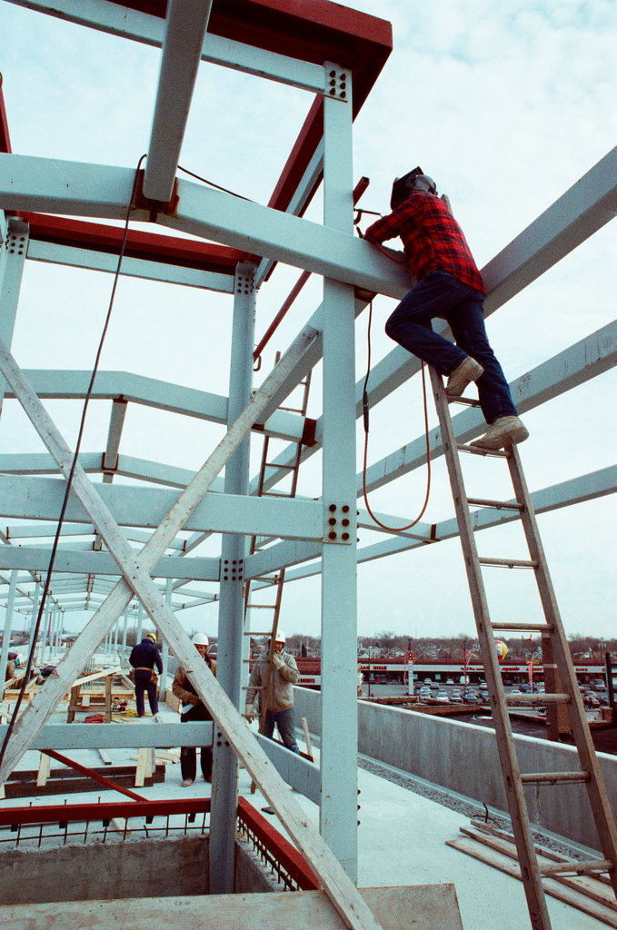 Construction of elevated train tracks to Midway Airport - Chicago Sun-Times