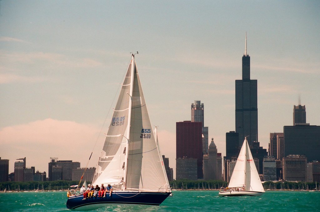 Sailboats beginning the Mackinac Island race - Chicago Sun-Times