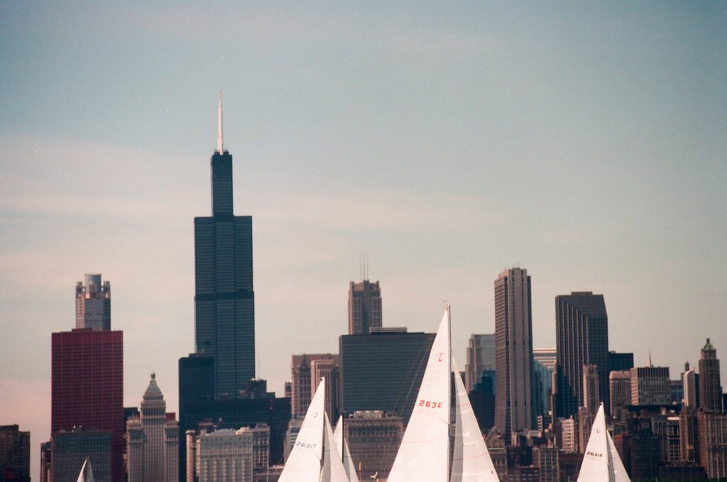 Sailboats beginning the Mackinac Island race - Chicago Sun-Times