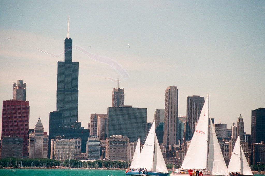 Sailboats beginning the Mackinac Island race - Chicago Sun-Times