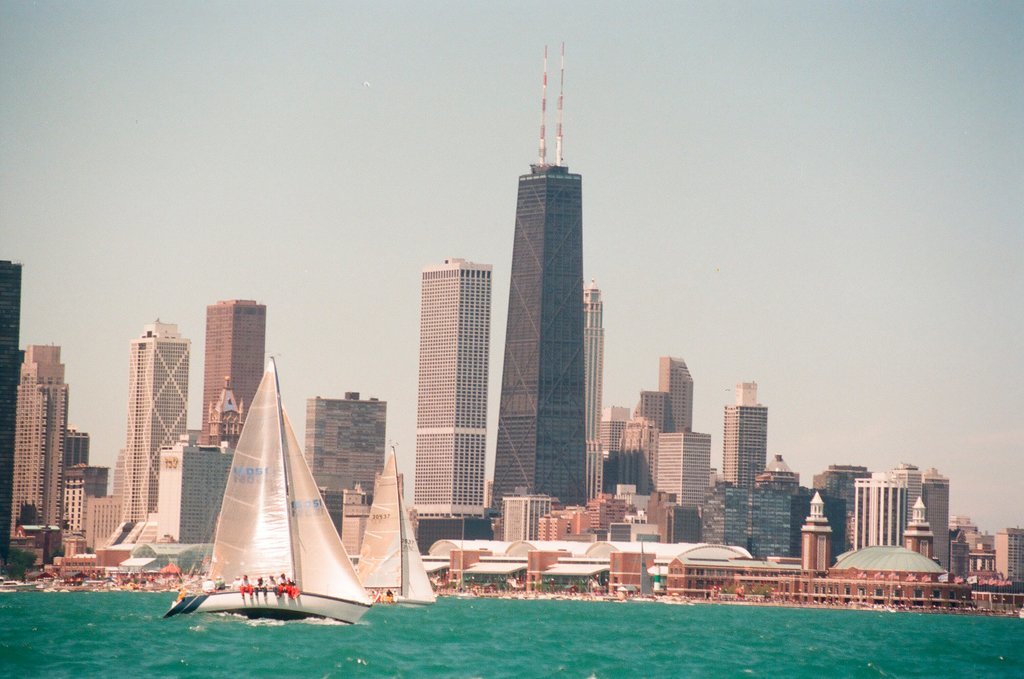 Sailboats beginning the Mackinac Island race - Chicago Sun-Times