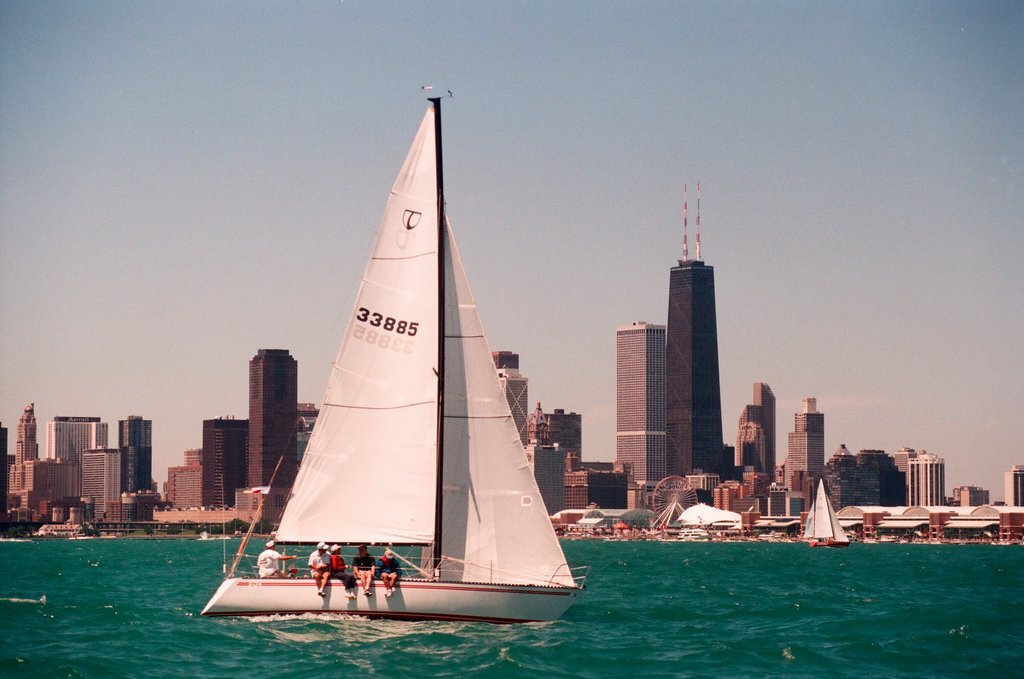 Sailboats beginning the Mackinac Island race - Chicago Sun-Times