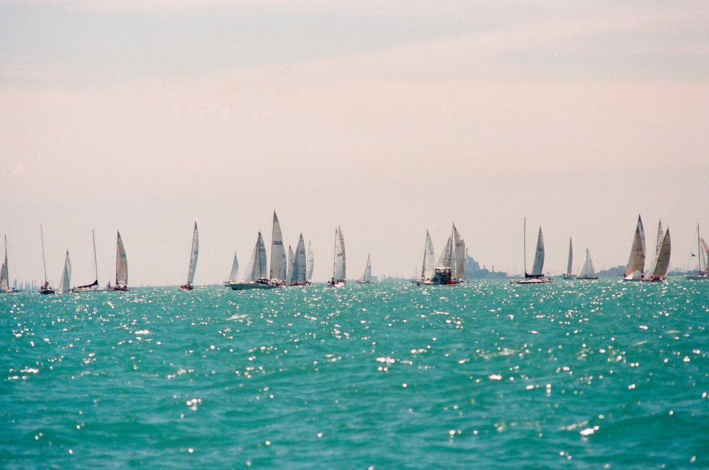 Sailboats beginning the Mackinac Island race - Chicago Sun-Times