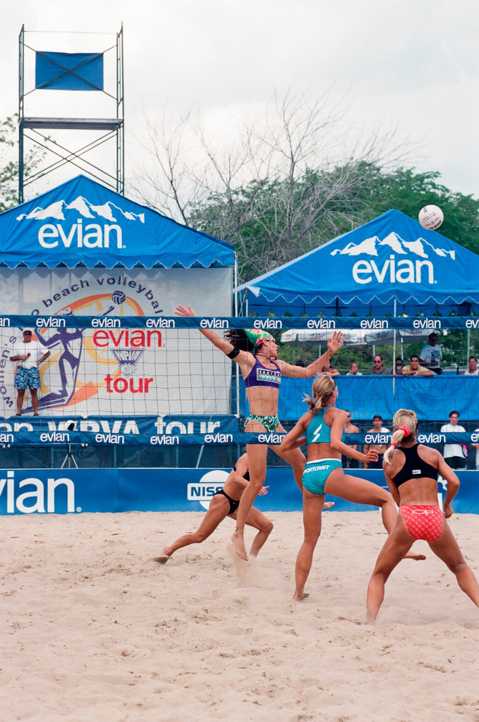Women's 2-on-2 beach volleyball - Brian Jackson for Chicago Sun-Times
