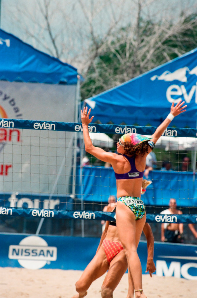 Women's 2-on-2 beach volleyball - Brian Jackson for Chicago Sun-Times