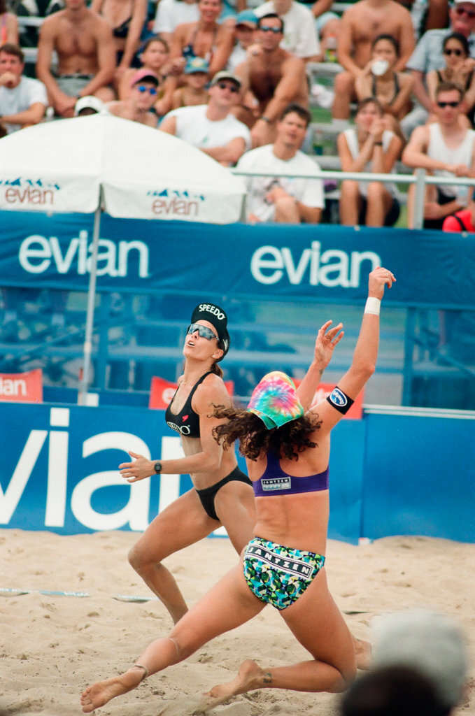 Women's 2-on-2 beach volleyball - Brian Jackson for Chicago Sun-Times