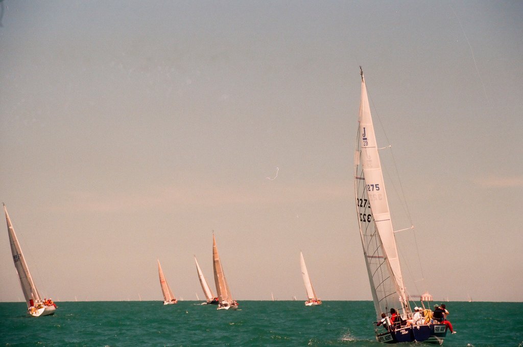 Sailboats beginning the Mackinac Island race - Chicago Sun-Times