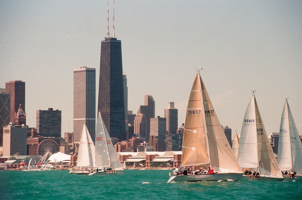 Sailboats beginning the Mackinac Island race - Chicago Sun-Times