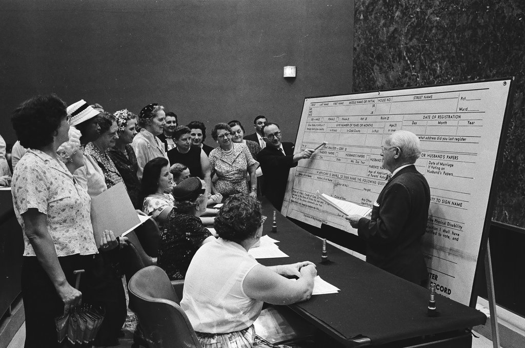 Voters Registration - Chicago Sun-Times