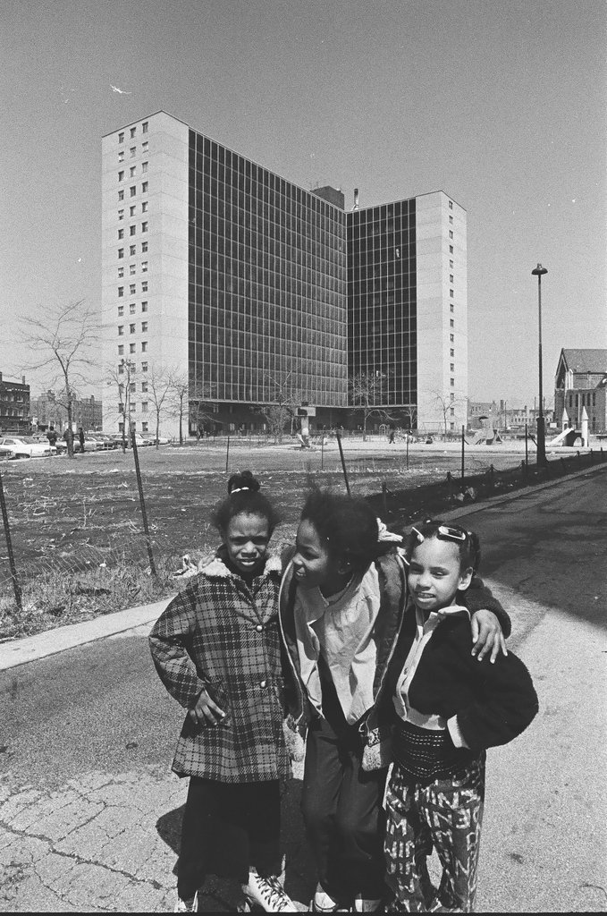 Stateway Gardens and Cabrini Green housing projects - Chicago Sun-Times
