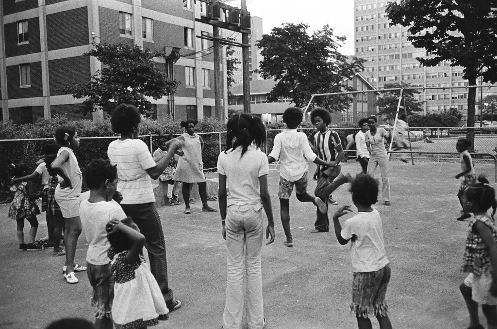 Children at Youth Welfare Center in Chicago housing project - Chicago Sun-Times