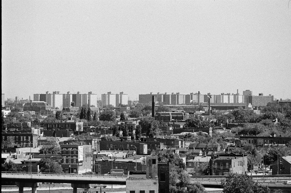 Stateway Gardens and Cabrini Green housing projects - Chicago Sun-Times