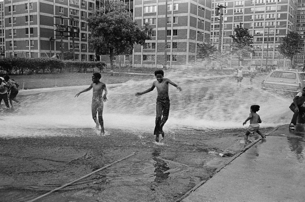 Children at Youth Welfare Center in Chicago housing project - Chicago Sun-Times
