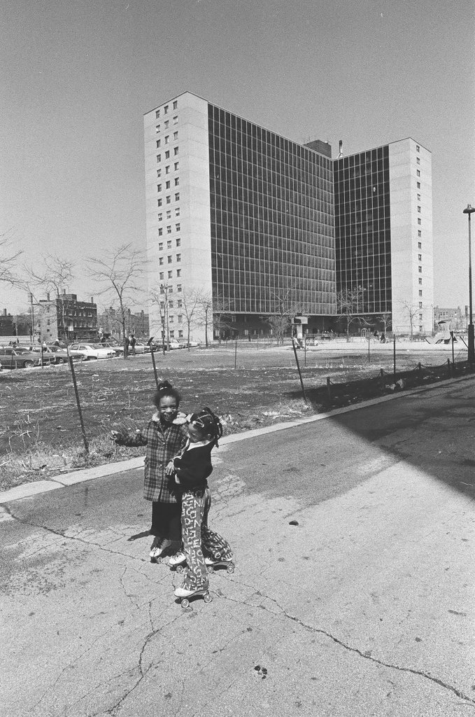 Stateway Gardens and Cabrini Green housing projects - Chicago Sun-Times