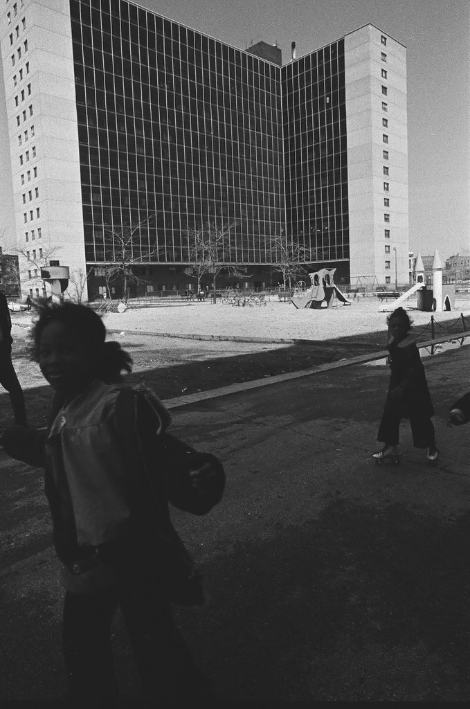 Stateway Gardens and Cabrini Green housing projects - Chicago Sun-Times