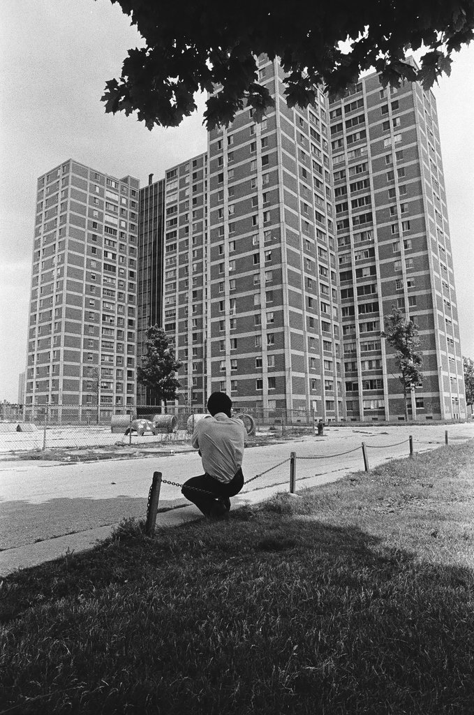 Lack of security for the residents of the Cabrini-Green - Chicago Sun-Times
